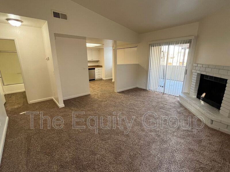 3926 W Meadow Ave - Photo 2 of 14