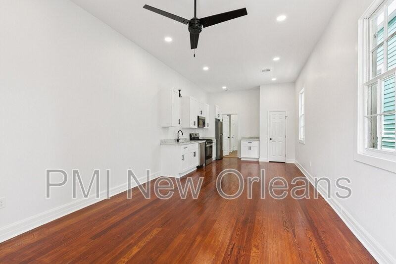 335 Pacific Ave - Photo 3 of 11