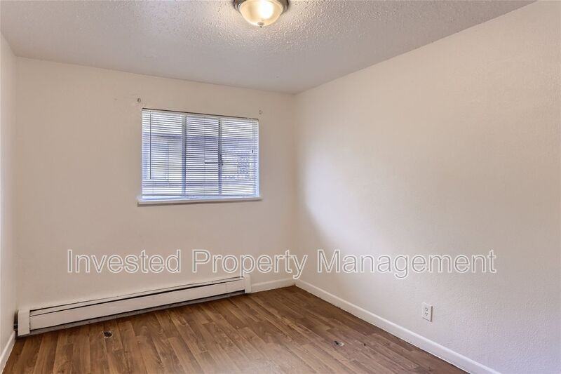 3544 N High St - Photo 7 of 10