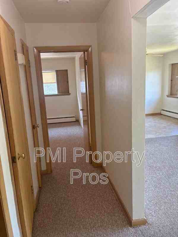 5624 W Burleigh St #7 - Photo 3 of 10