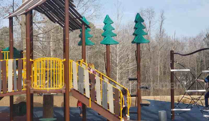 4 S Laird Dr - Photo 2 of 33