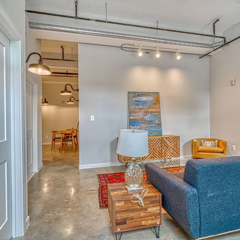 923 S East Ave #4 - Photo 4 of 13