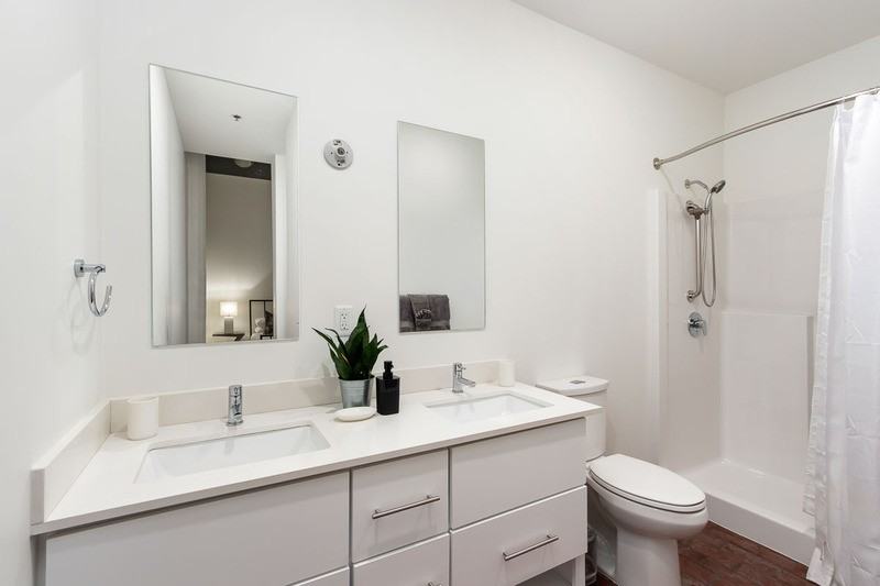 1108 E 30th St #207 - Photo 3 of 17