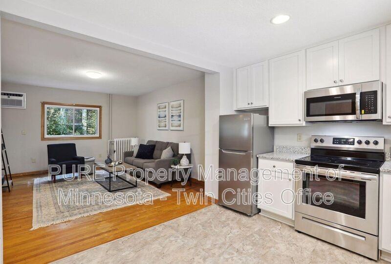 550 Ashland Ave #3 - Photo 7 of 15