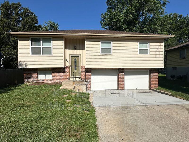 507 N Lincoln St - Photo 2 of 43