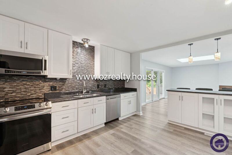 5537 Willowood Ct - Photo 7 of 17