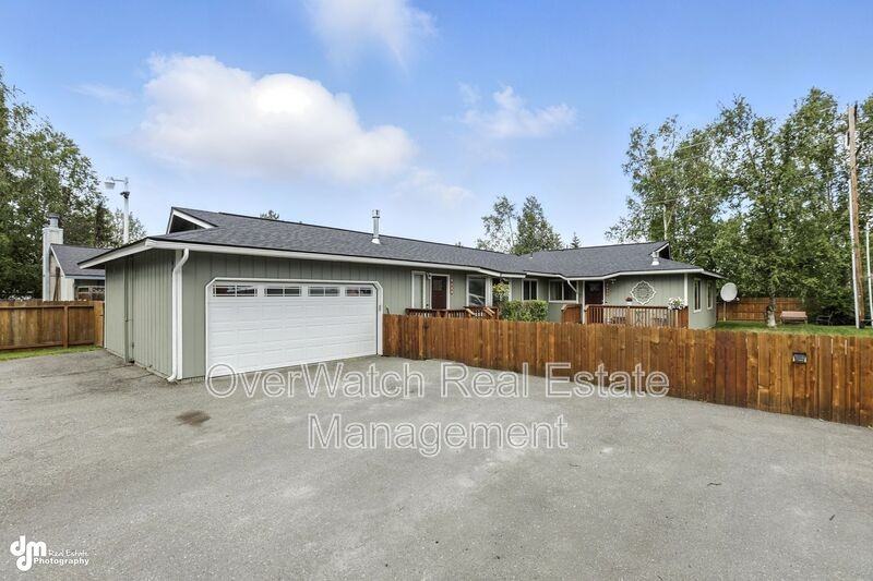 8611 Augusta Cir - Photo 2 of 36