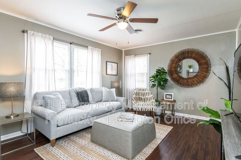 317 Mockingbird Ln - Photo 4 of 28