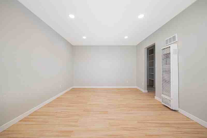 249 San Jacinto Dr - Photo 2 of 13