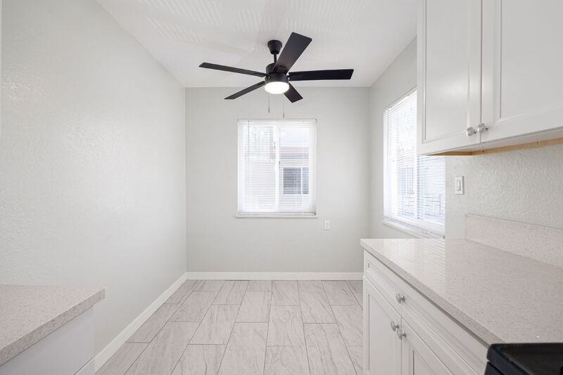 249 San Jacinto Dr - Photo 4 of 13