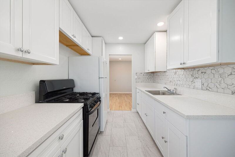 249 San Jacinto Dr - Photo 5 of 13