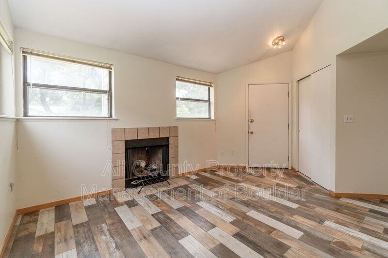 5520 Stonewall Pl #13 - Photo 5 of 30