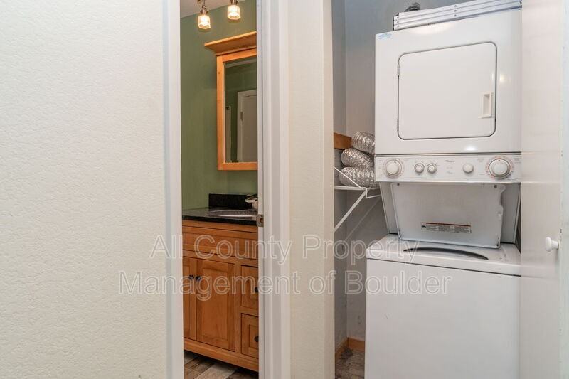 5520 Stonewall Pl #13 - Photo 6 of 30