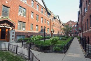 3302 W Schubert Ave #2E - Photo 1 of 1