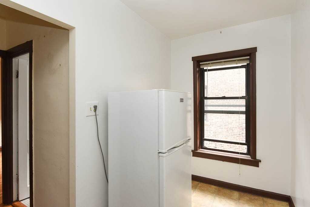 3302 W Schubert Ave #2E - Photo 4 of 19