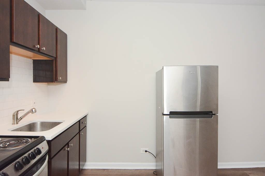 1627 N Humboldt Blvd #2J - Photo 4 of 16