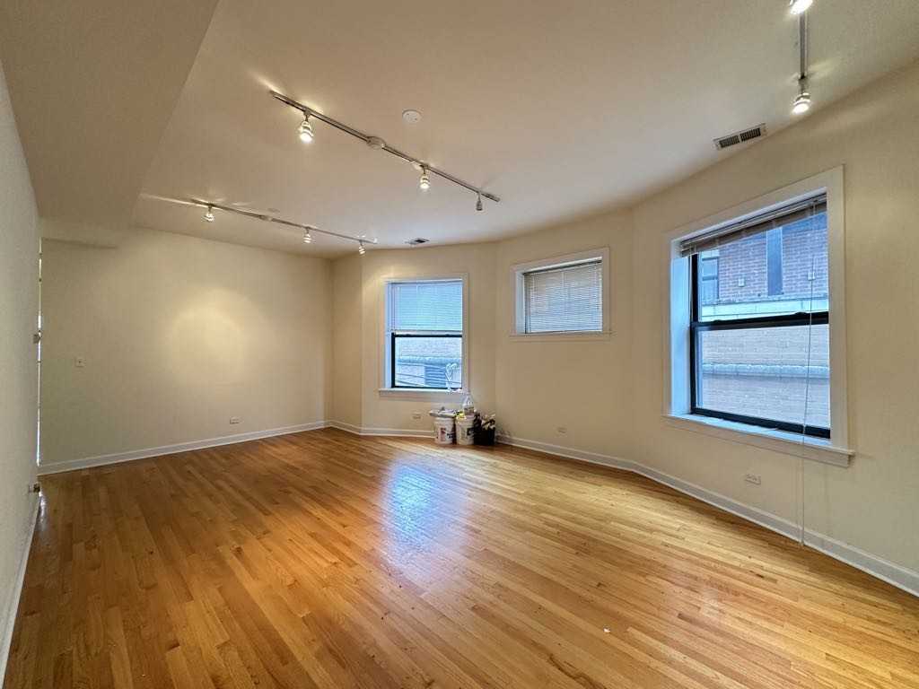 4715 N Sheridan Rd #22S - Photo 6 of 21