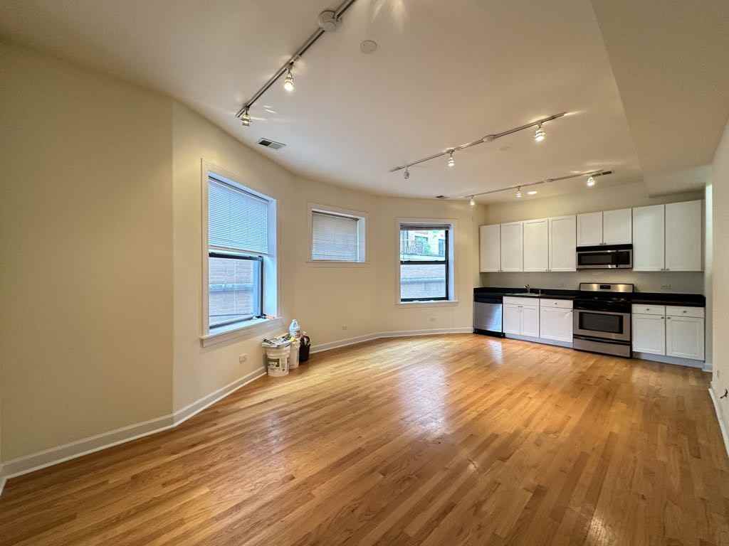 4715 N Sheridan Rd #22S - Photo 7 of 21
