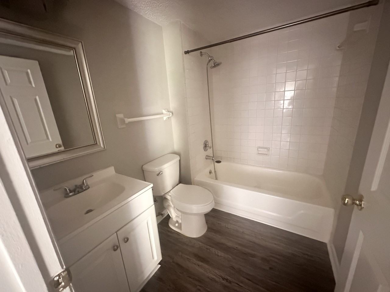 5722 SE 116th St - Photo 3 of 6