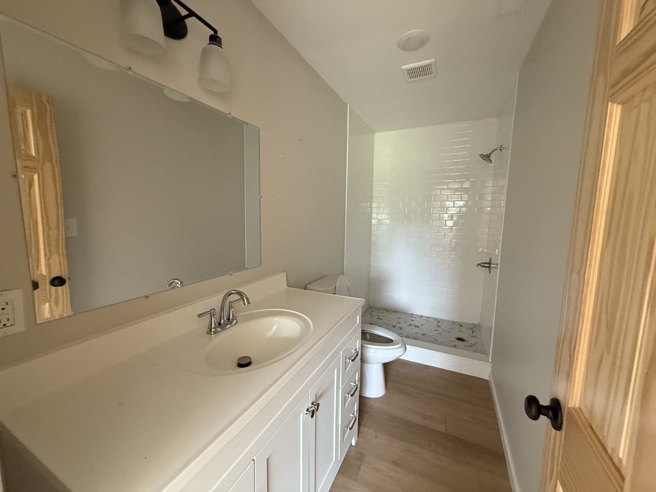 2980 Sevier Avenue - Photo 3 of 8