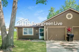 featured image of 1405 Hawthorn Cir