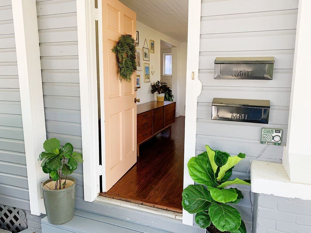 301 E Park St - Photo 2 of 13