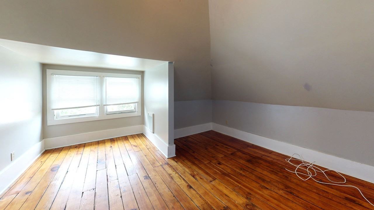 1638 N. 4th Street - Photo 3 of 25