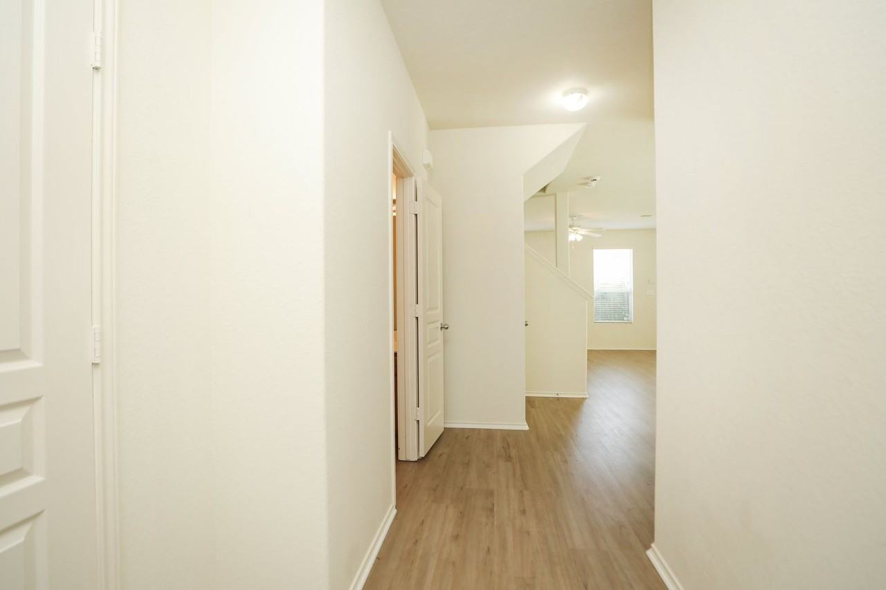 16834 Libson Falls Dr - Photo 2 of 35