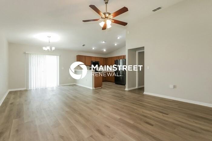 5090 Belmont Park Ln - Photo 2 of 16