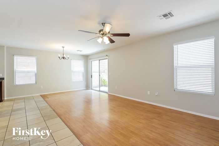 8058 E Cabinet St - Photo 3 of 15