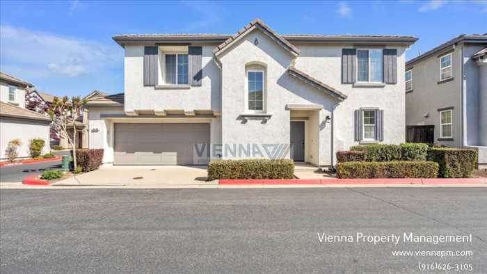 8406 Oliva Rd - Photo 2 of 28