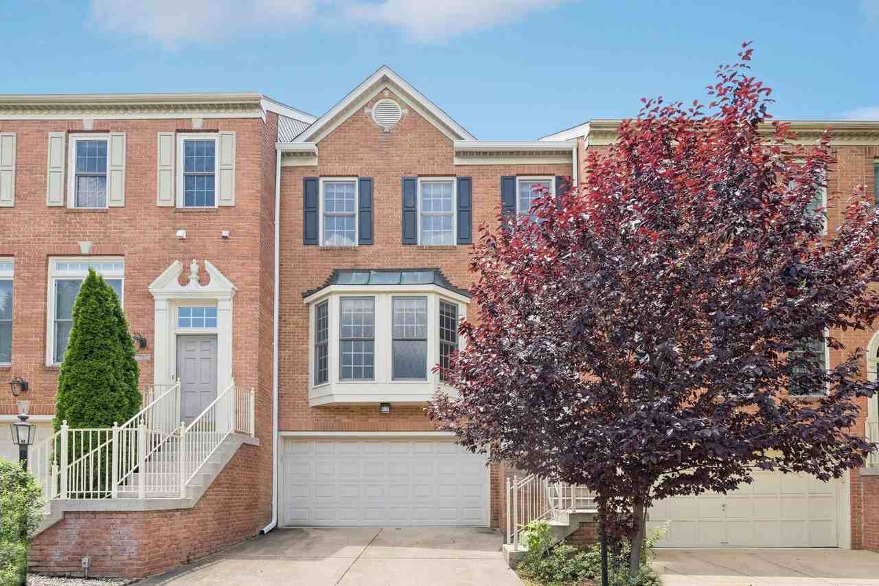 1788 Paisley Ct - Photo 2 of 40