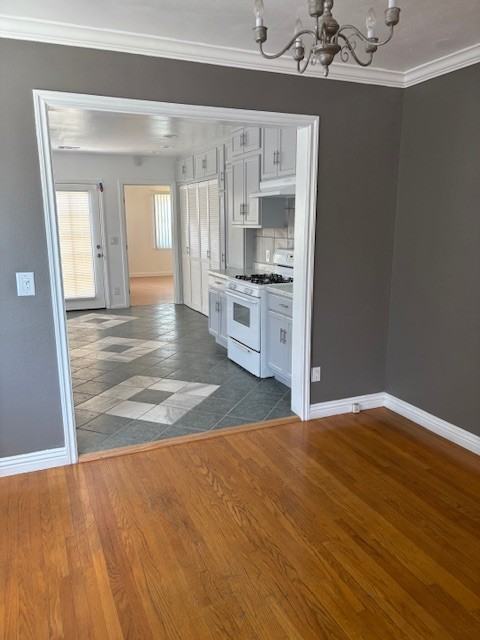 10715 Helendale Avenue #NA - Photo 7 of 31