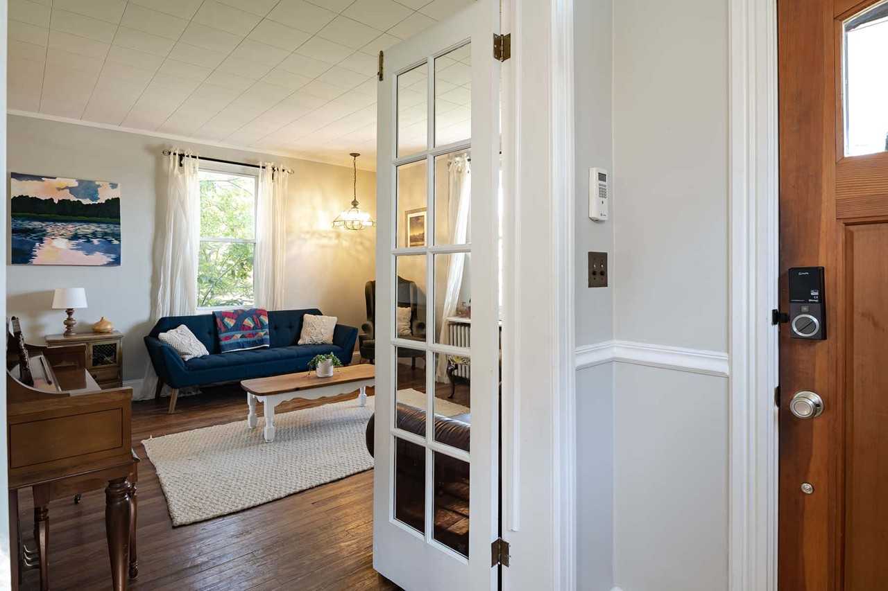 4706 Grindon Ave #NA - Photo 3 of 41