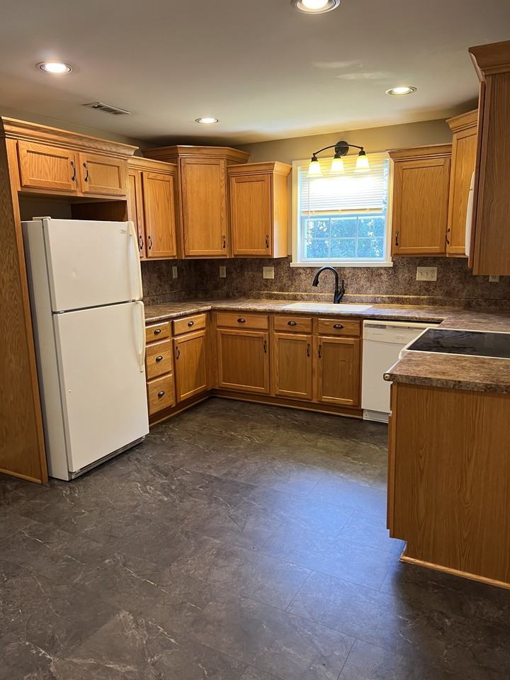 211 E Edgar Ave #NA - Photo 4 of 15