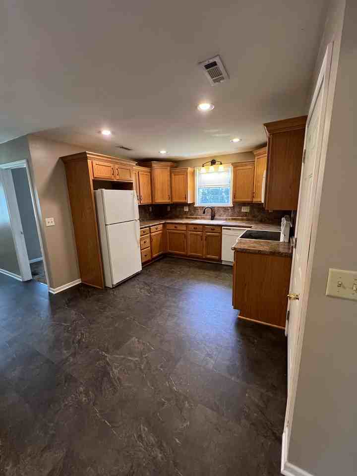 211 E Edgar Ave #NA - Photo 5 of 15