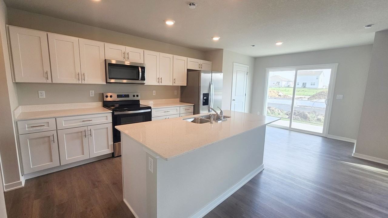 4405 Ne Mongoose Ln - Photo 3 of 13