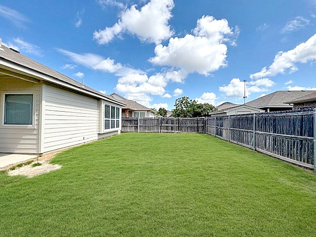 9716 Minton Dr - Photo 4 of 28