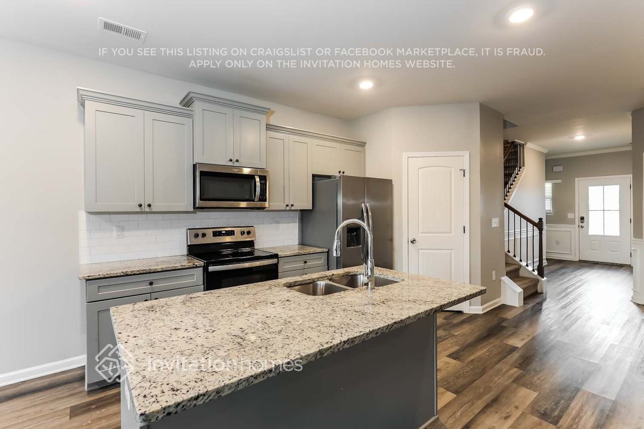793 Emporia Loop - Photo 6 of 18