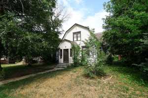 featured image of 1626 11th Ave