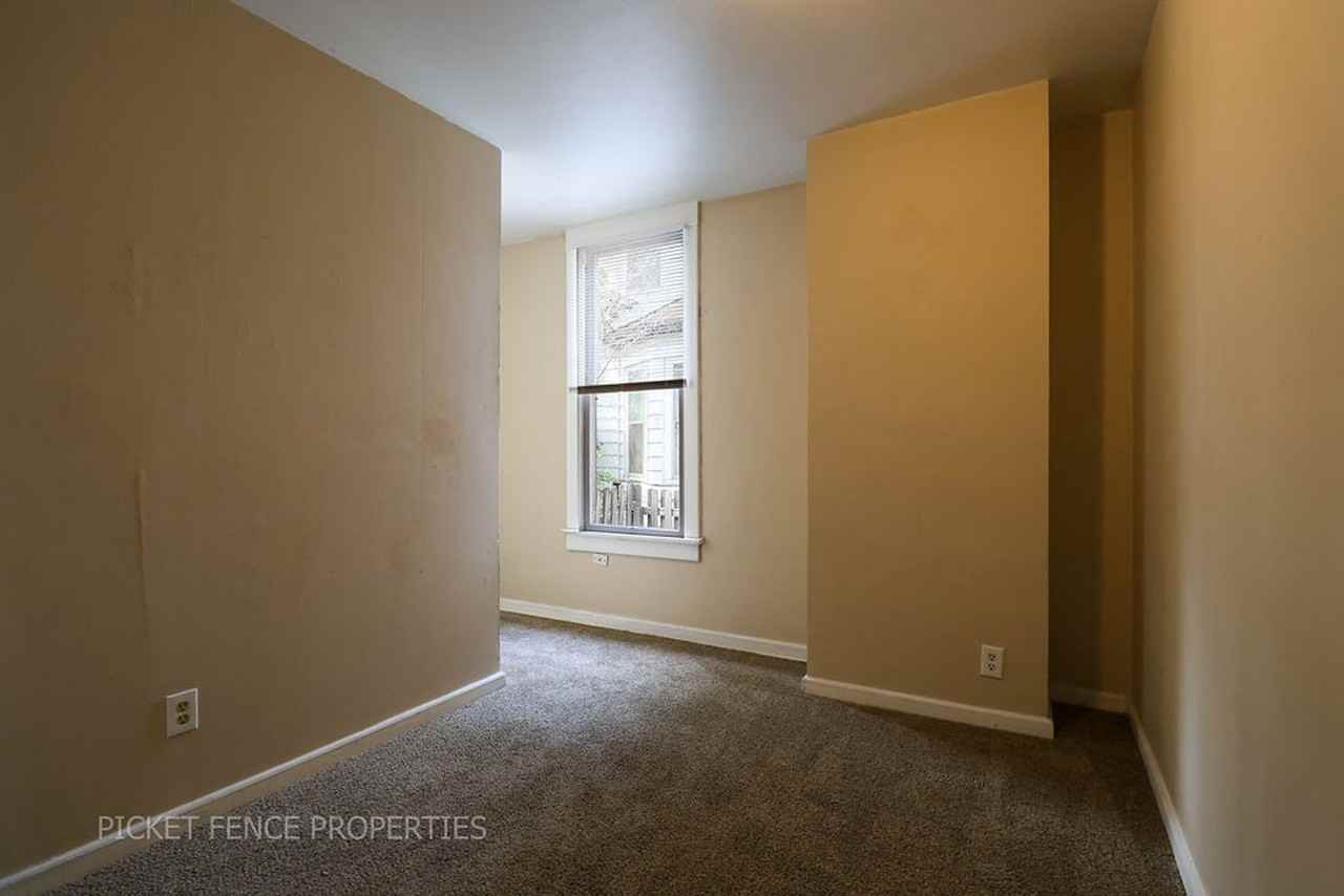 1626 11th Ave - Photo 6 of 14