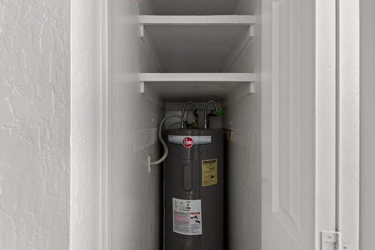 Garden-Style Living in Arcadia Lite | Move-In Specials Available - Photo 6 of 22