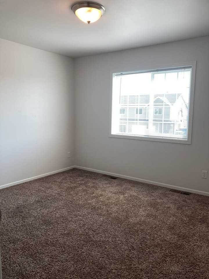 1312 4th St Nw - Photo 3 of 21