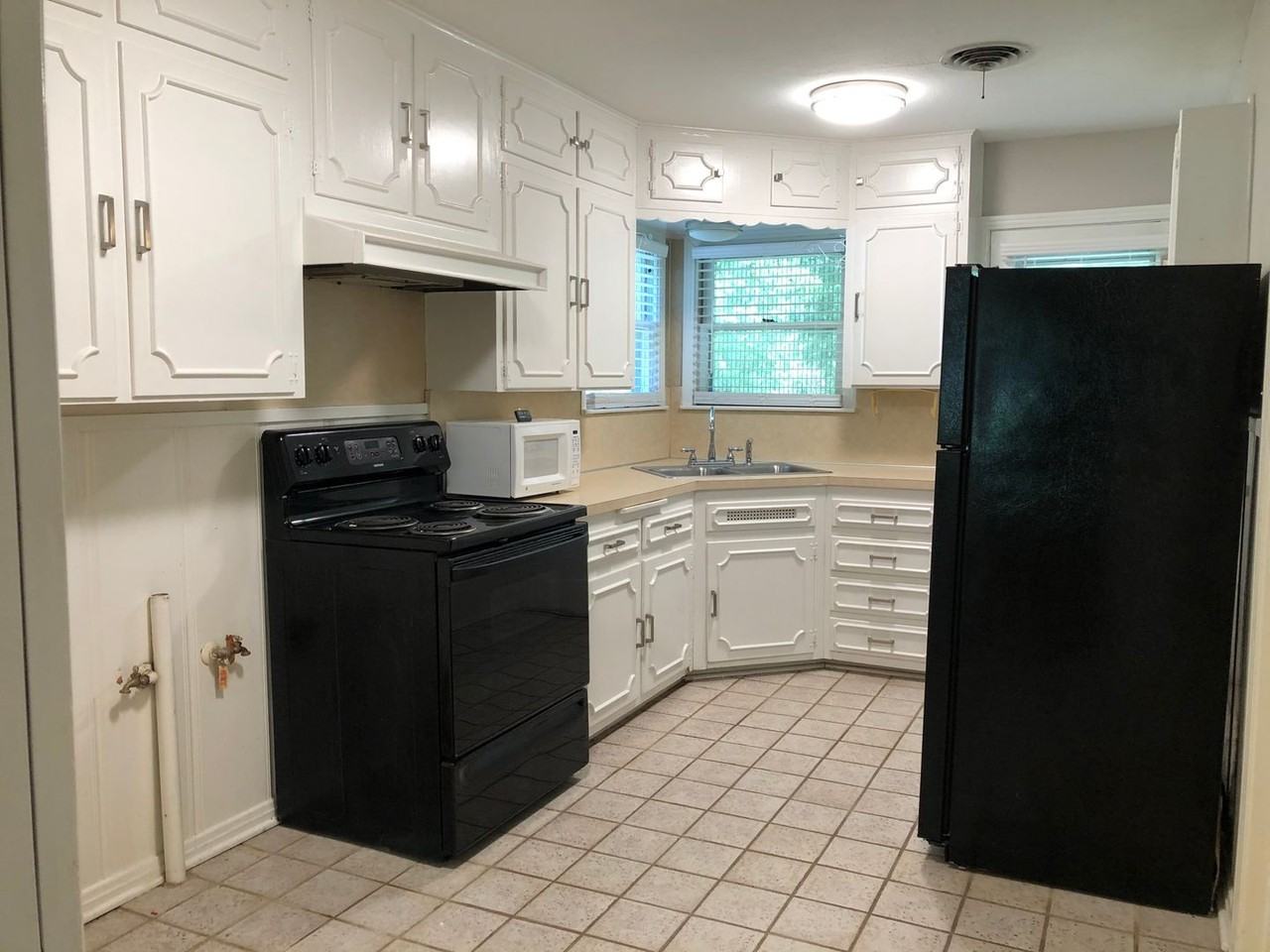 4216 Mitchell Rd - Photo 3 of 8