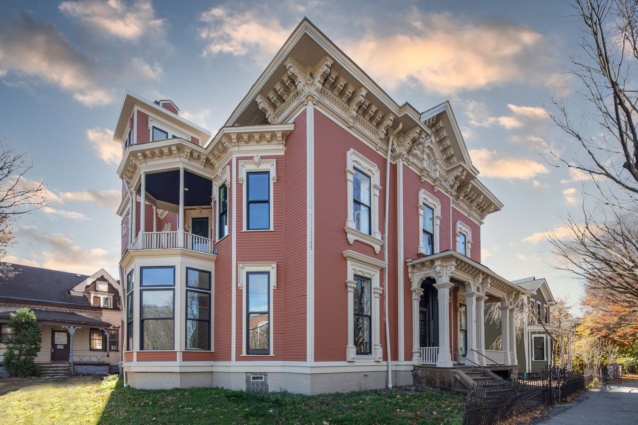 The Eleanor - Photo 3 of 3