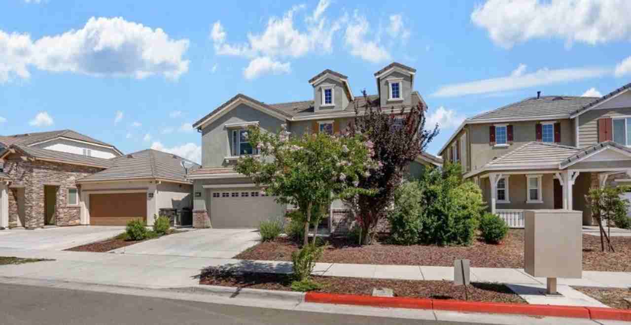 649 Perino Ln - Photo 3 of 31
