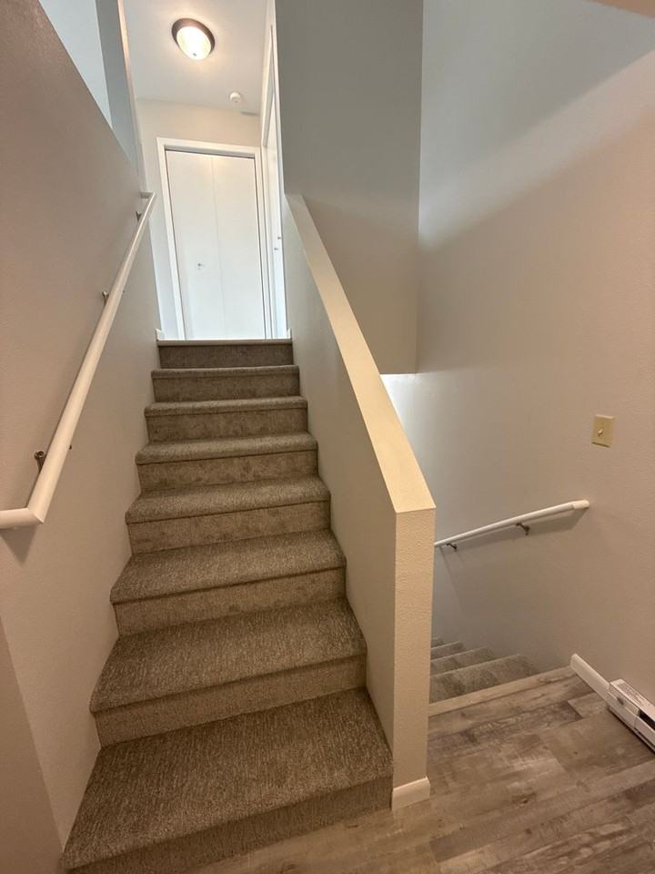 1401 7th Ave Ne - Photo 3 of 22