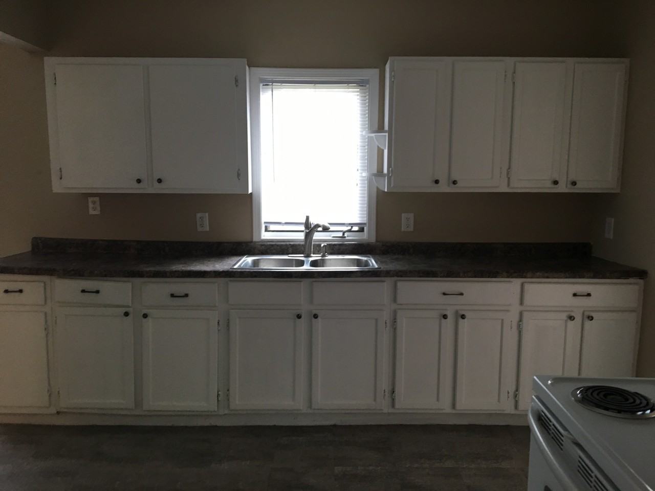 1391 Minnehaha Ave E - Photo 2 of 12