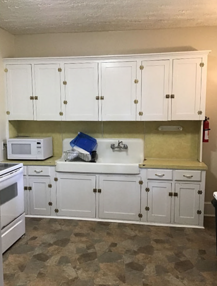 23 N Earl St - Photo 2 of 19