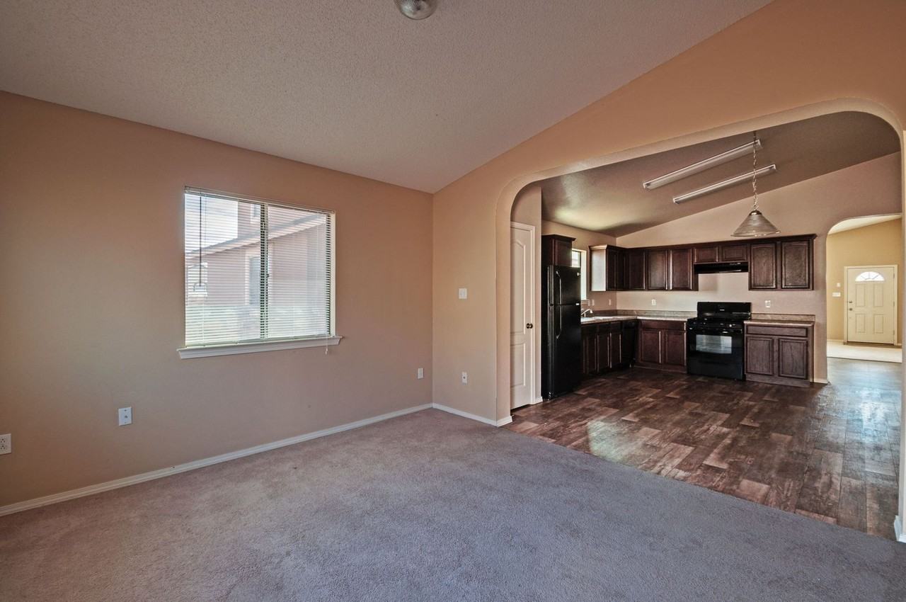 14281 Lasso Rock Dr - Photo 6 of 16